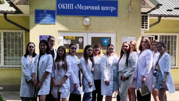 Відвідування ОКНП «Чернівецький обласний медичний центр соціально значущих хвороб» під час навчальної практики з біології